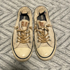 Womens slip on converse size 11/42.5